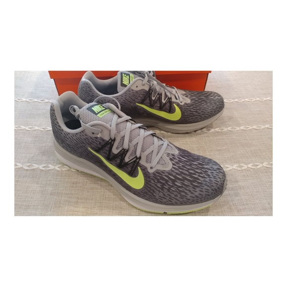 nike zoom winflo 5 green
